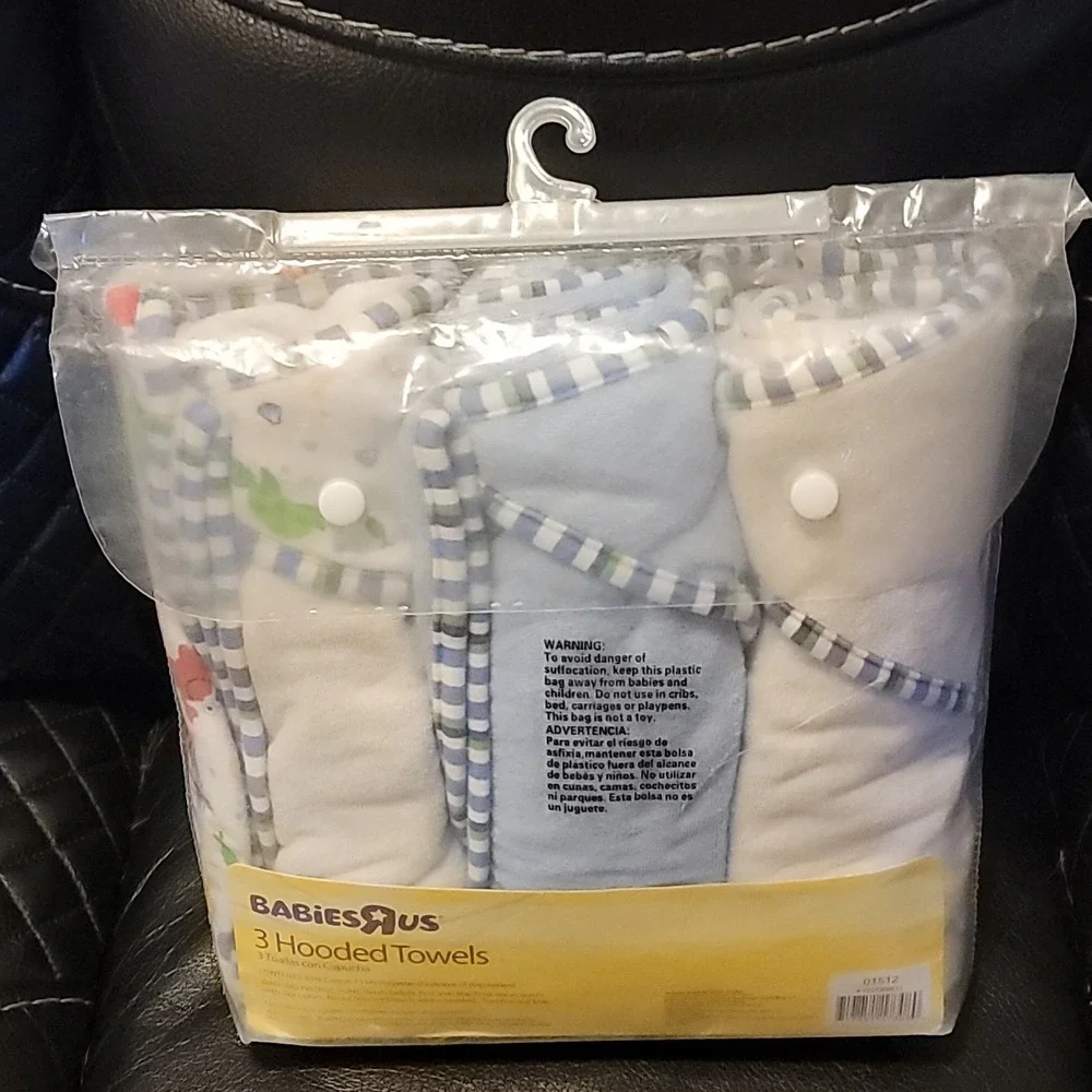 NEW Babies R US Hooded Towels Soft Cotton Poly Blend 30 x 30 Sea Life Set of 3